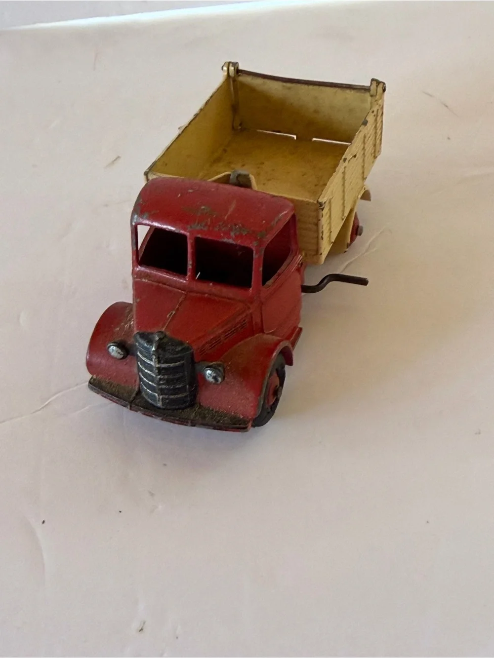 DINKY TOYS #410 BEDFORD END TIPPER DUMP TRUCK MECCANO ENGLAND. **READ****
